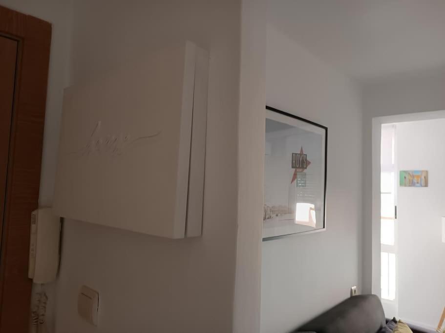 Estupendo Piso Renovado A 30 Metros De La Playa Daire Almería Dış mekan fotoğraf